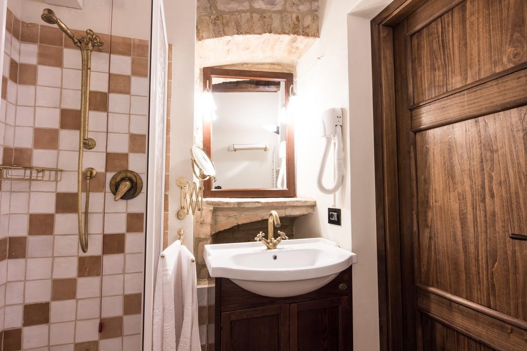 Bed and Breakfast Domus In Castro Montecchio  Номер фото